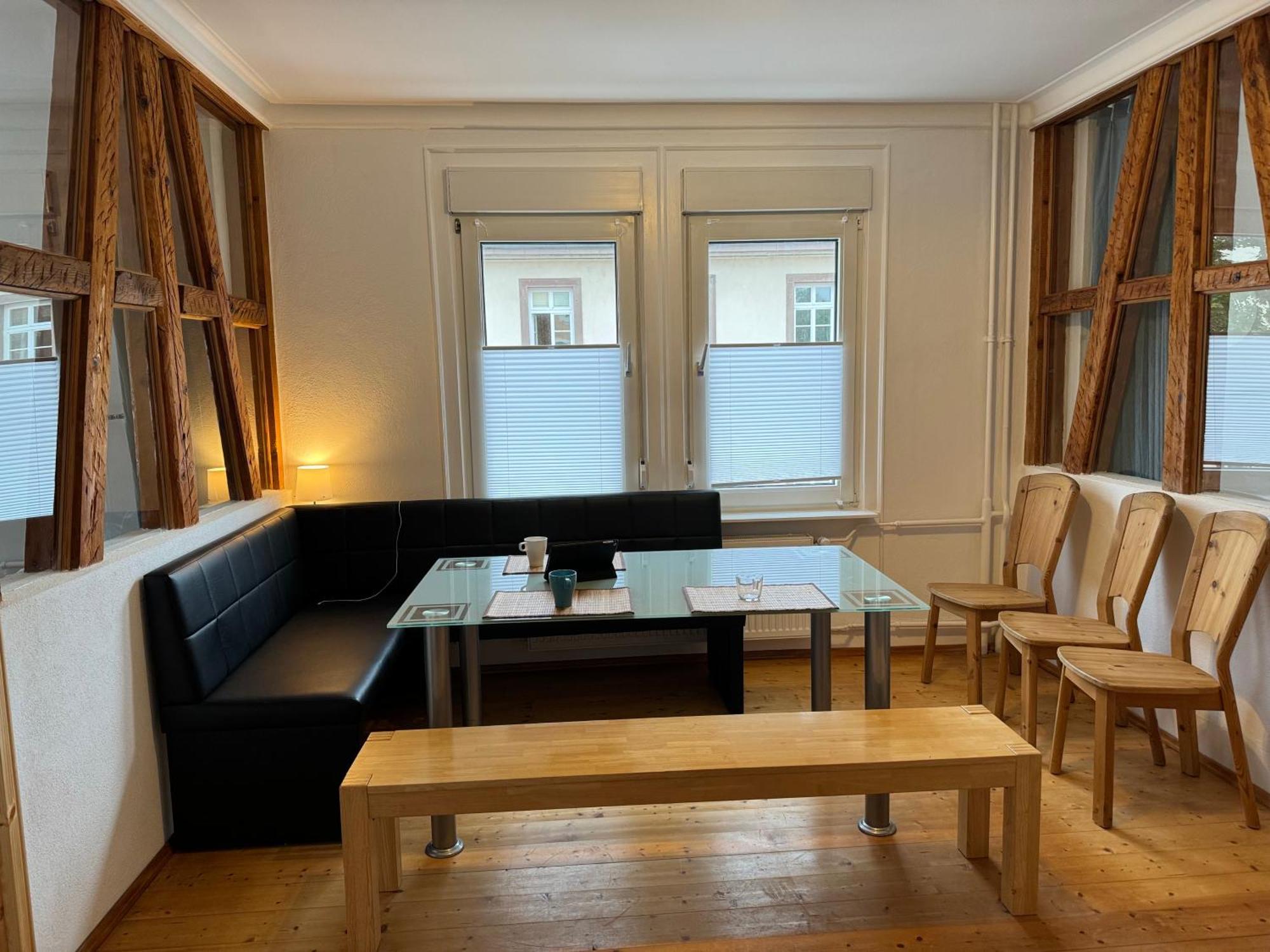 90Qm 4-Zimmer-Wohnung - Apartment Friedrichstrasse فايهينغن المظهر الخارجي الصورة