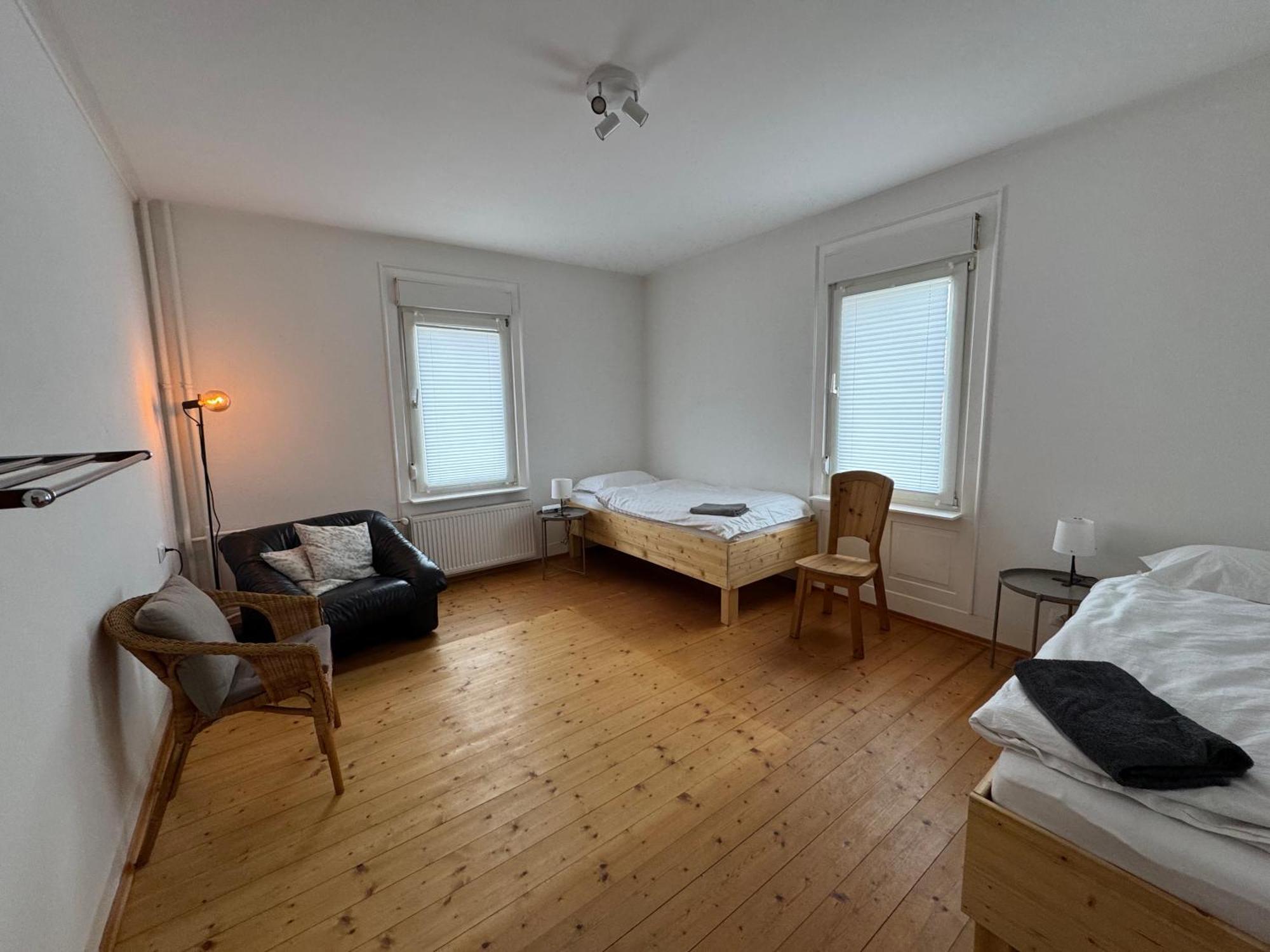 90Qm 4-Zimmer-Wohnung - Apartment Friedrichstrasse فايهينغن المظهر الخارجي الصورة
