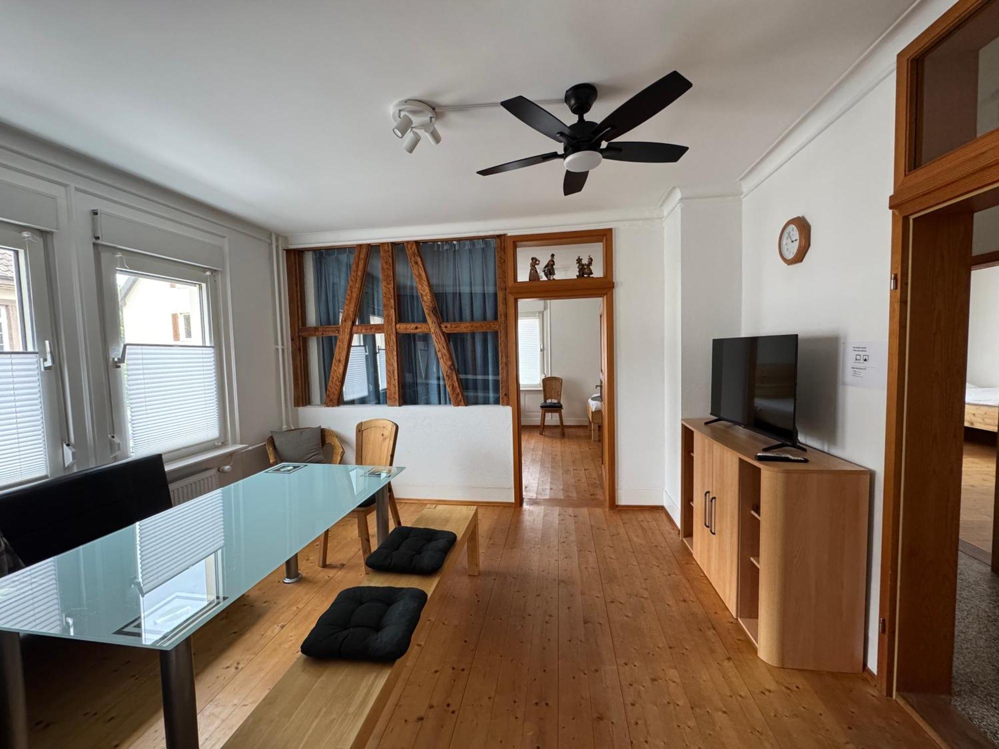 90Qm 4-Zimmer-Wohnung - Apartment Friedrichstrasse فايهينغن المظهر الخارجي الصورة